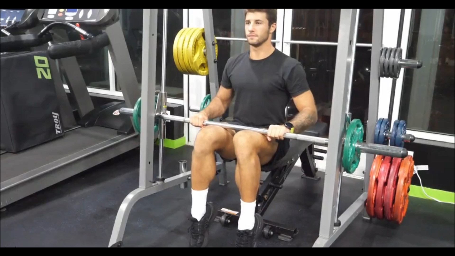 Smith Machine Seated Calf Raise/ساق پشت پا اسمیت نشسته