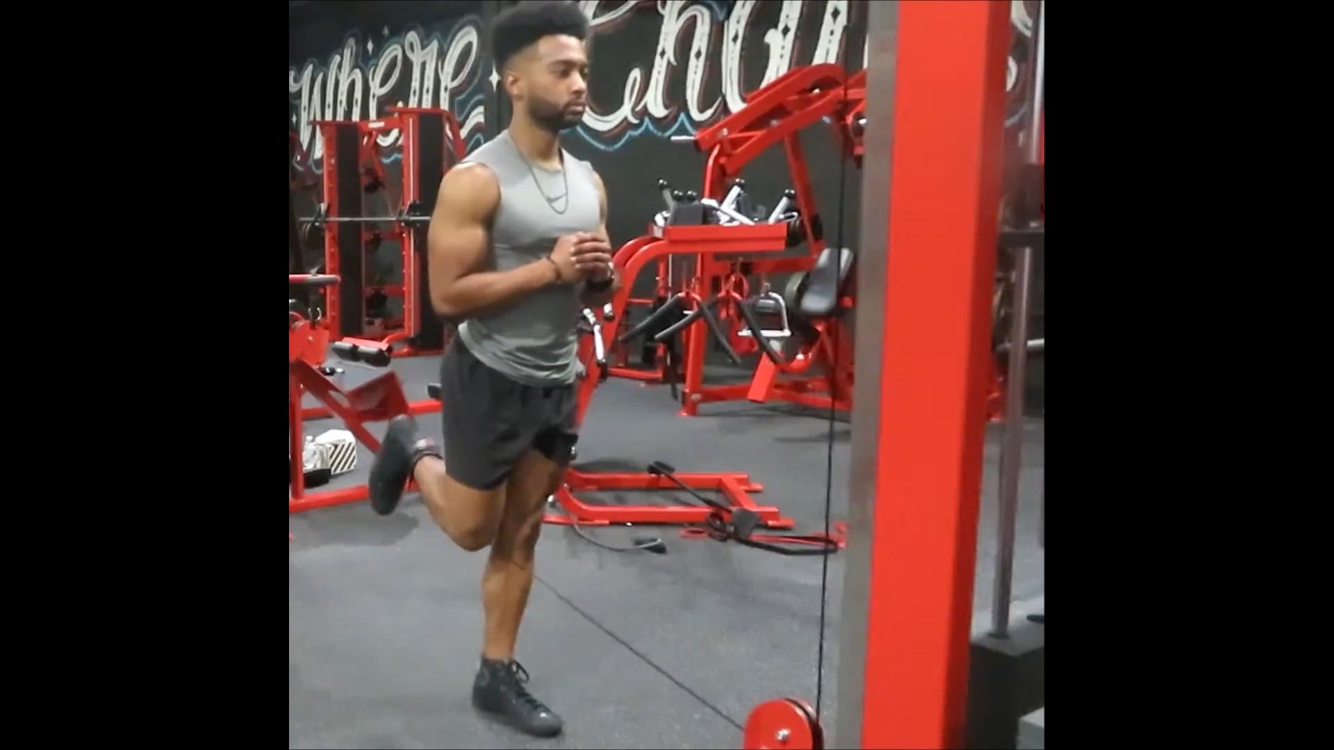 Cable Hamstring Curl/پشت ران سیمکش ایستاده