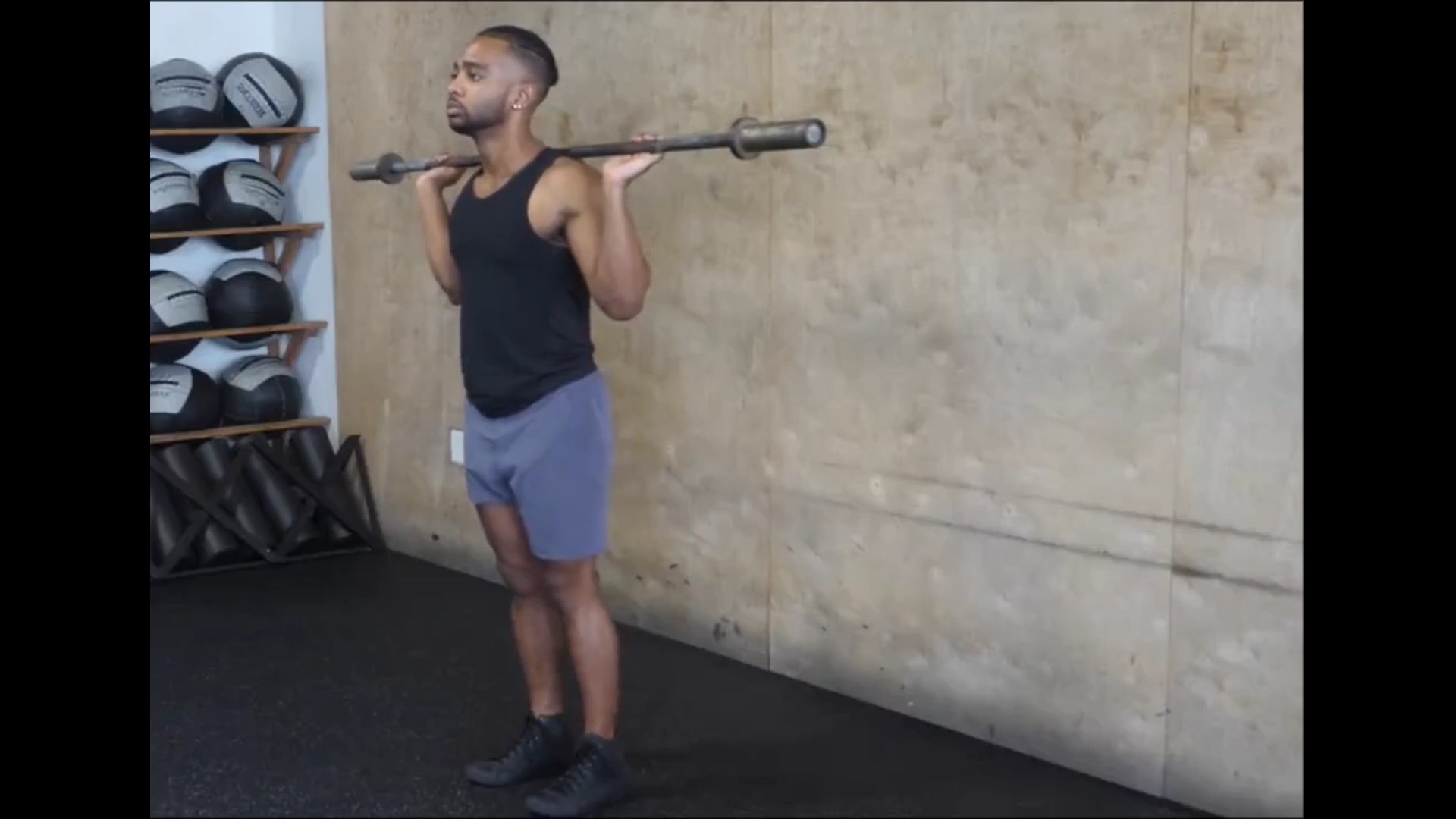 Barbell Calf Raises/ساق پشت پا هالتر ایستاده