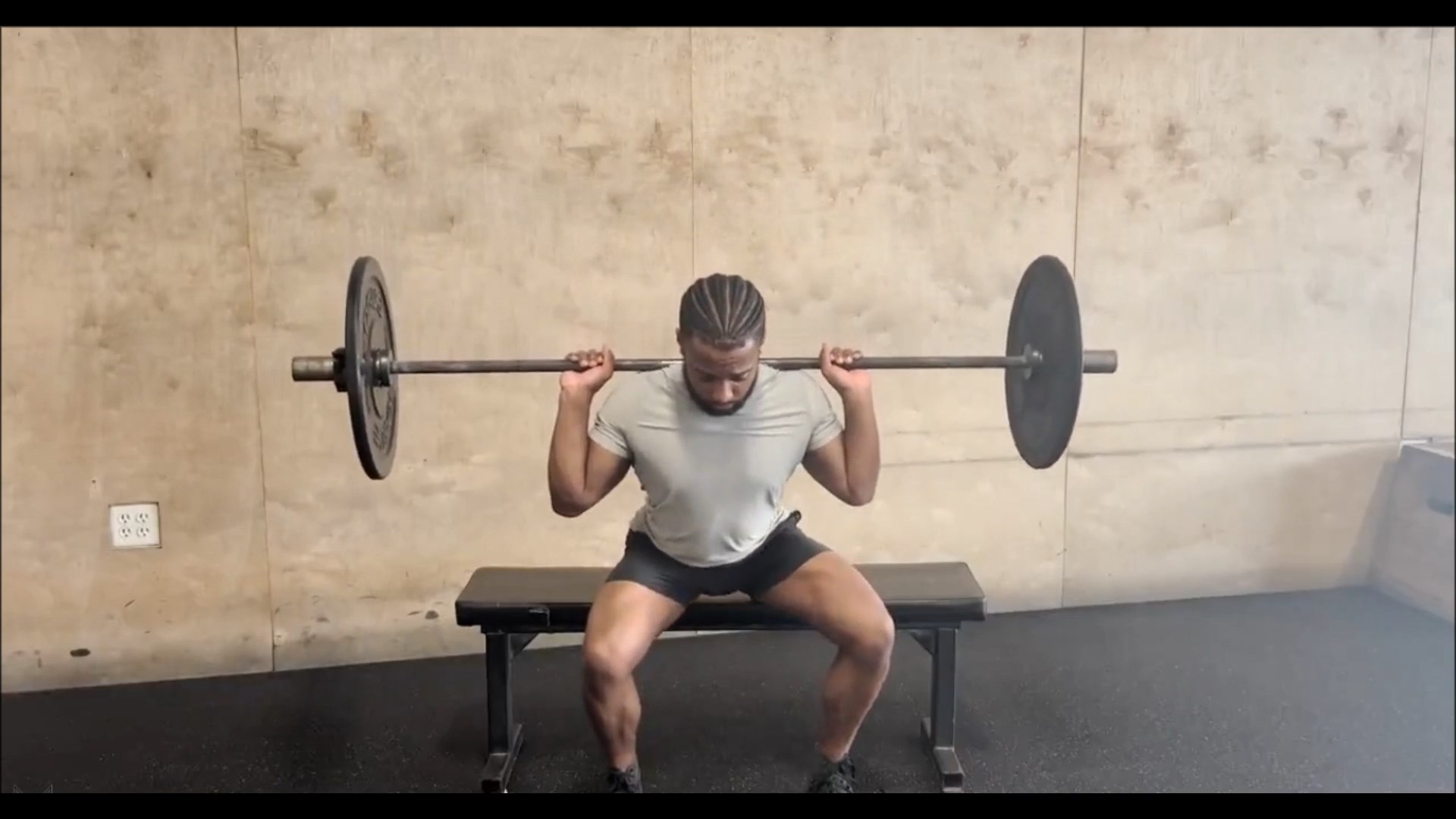 Barbell Pause Box Squat/اسکوات هالتر مکس روی نیمکت